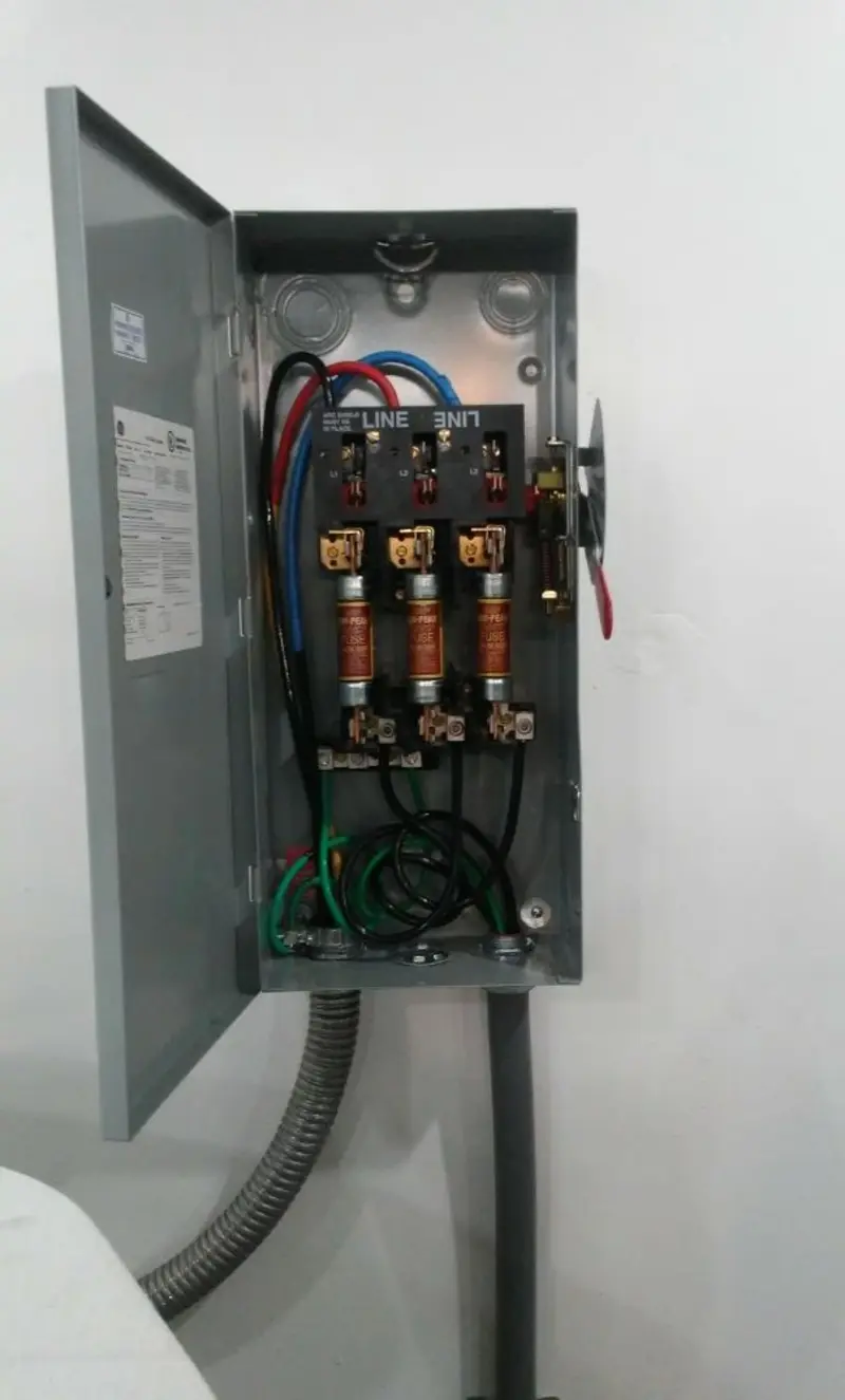 Three-phase disconnect switch installed for Electrical Wiring & Rewiring in Lake Land'Or
